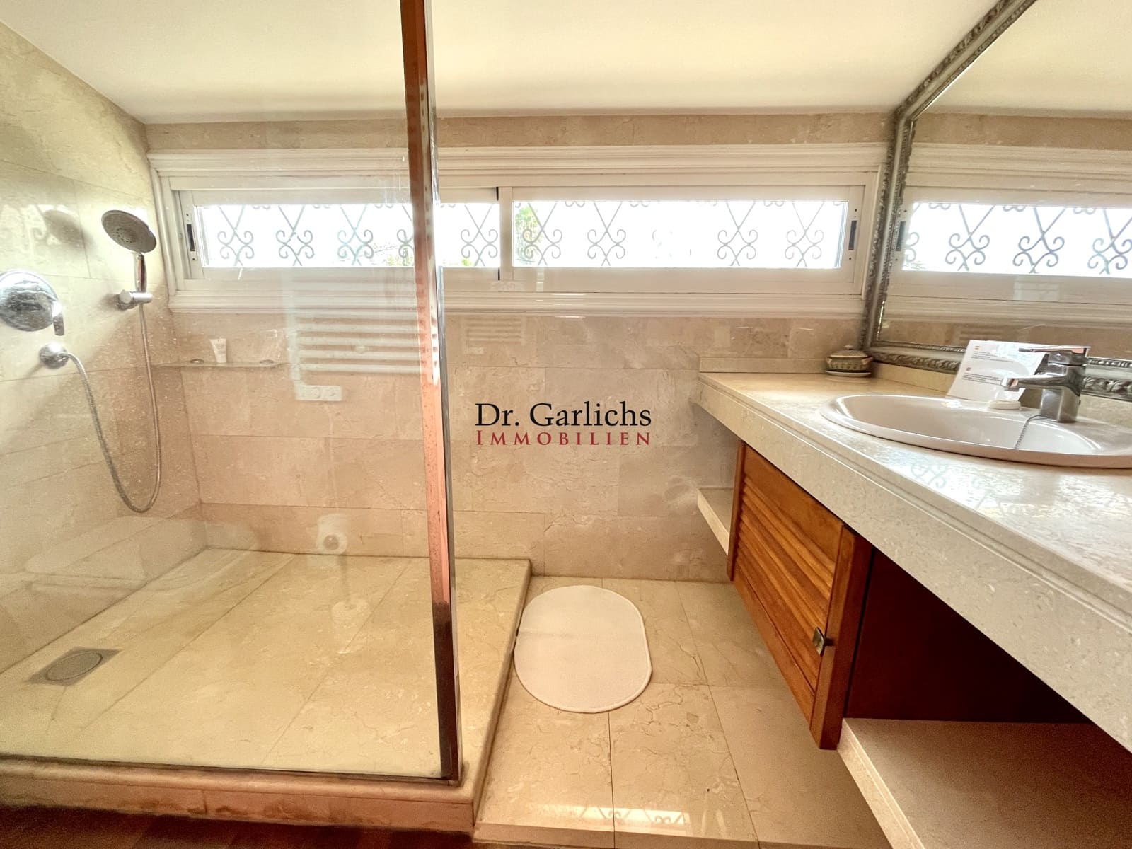 6 chambre Maison de Ville à vendre à Tacoronte avec garage - 1 200 000 € (Ref: 9452358)