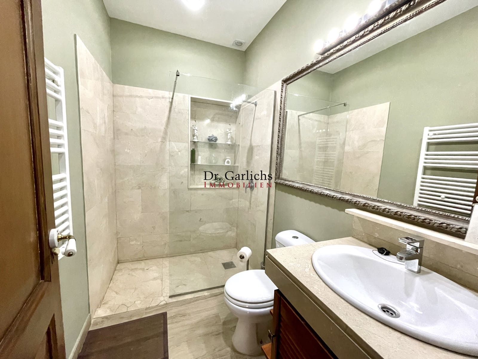 6 chambre Maison de Ville à vendre à Tacoronte avec garage - 1 200 000 € (Ref: 9452358)