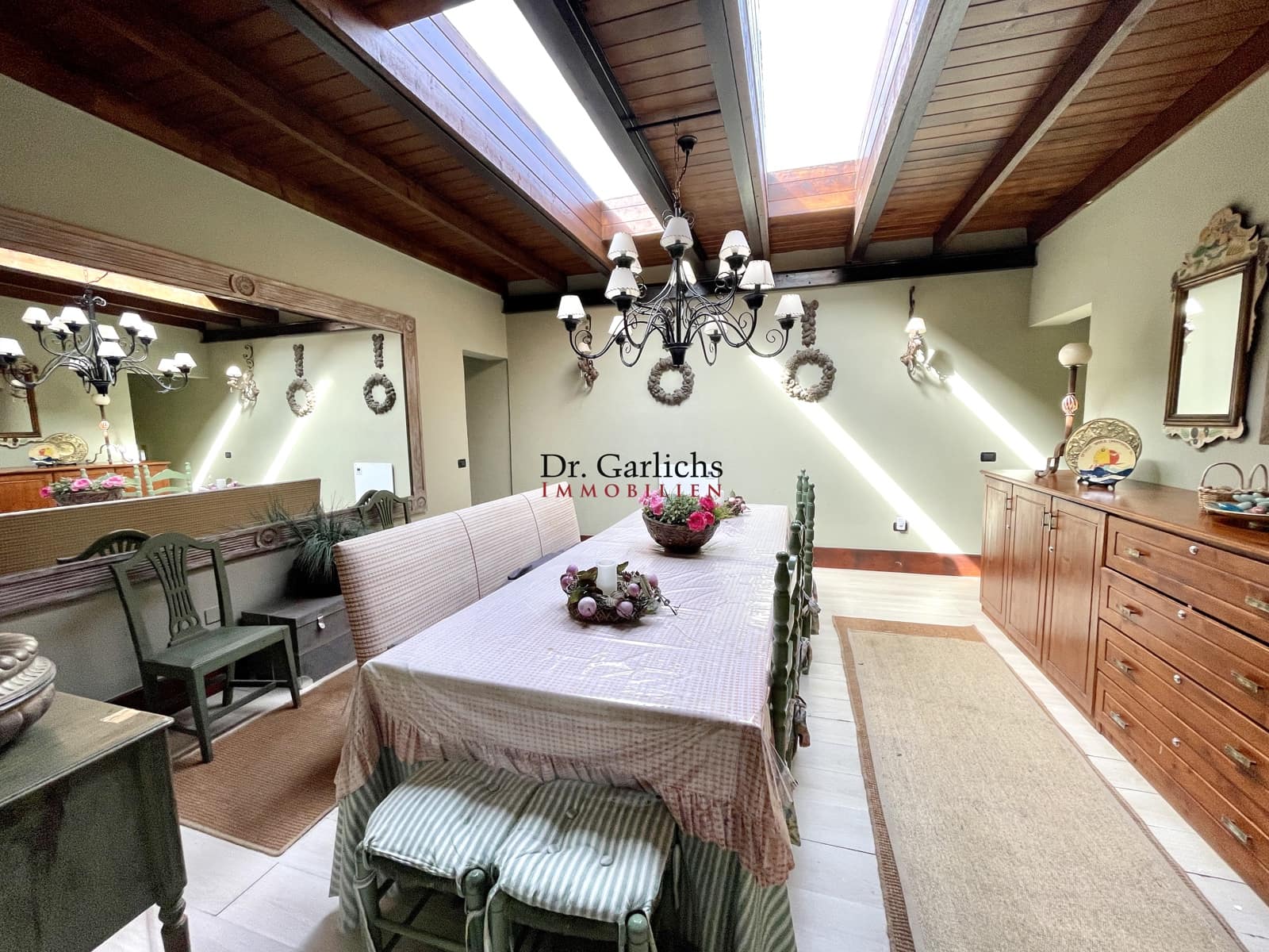 6 chambre Maison de Ville à vendre à Tacoronte avec garage - 1 200 000 € (Ref: 9452358)