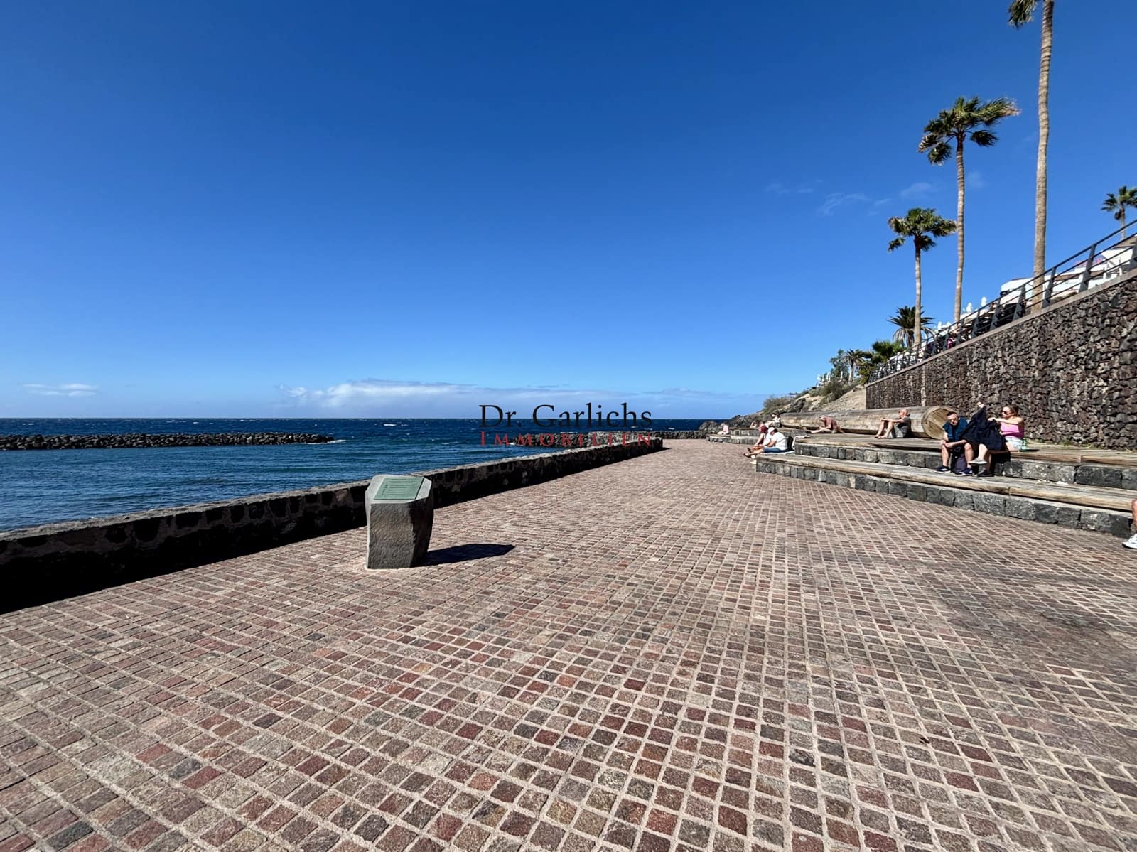 1 soverom Leilighet til leie i Adeje med svømmebasseng garasje - € 1 500 (Ref: 9511189)