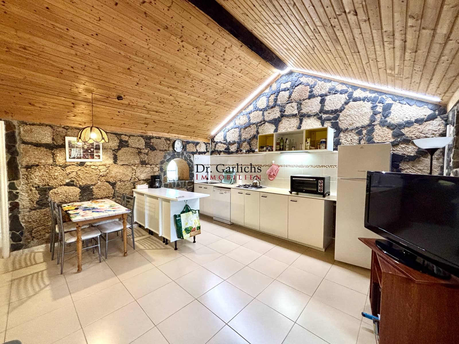 Finca/Casa Rural de 6 habitaciones en Granadilla de Abona en venta con piscina garaje - 495.000 € (Ref: 9624208)