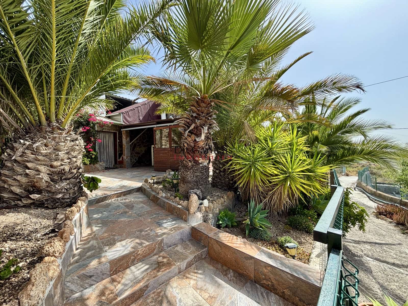 Finca/Casa Rural de 6 habitaciones en Granadilla de Abona en venta con piscina garaje - 495.000 € (Ref: 9624208)