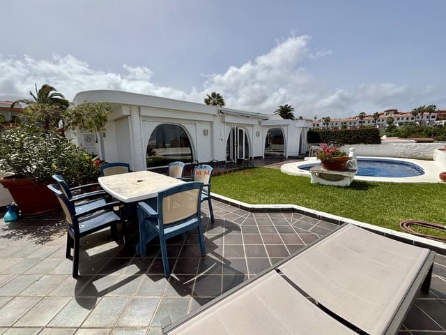 Bungalow till salu i Puerto de la Cruz med pool garage - 495 000 € (Ref: 9683270)