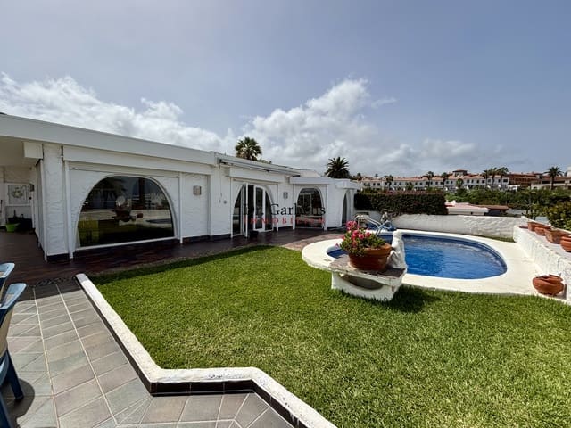 Bungalow till salu i Puerto de la Cruz med pool garage - 495 000 € (Ref: 9683270)