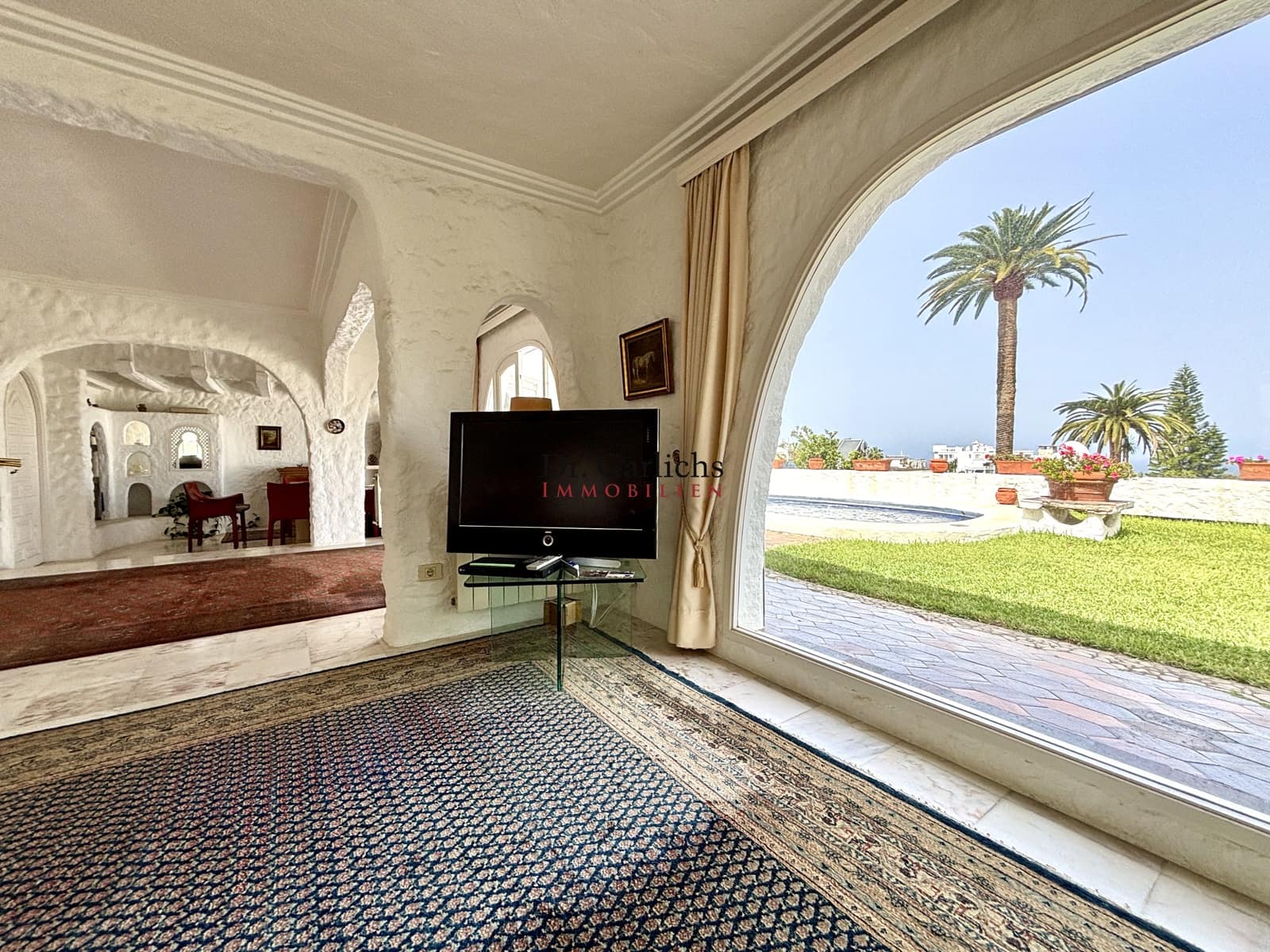 Bungalow till salu i Puerto de la Cruz med pool garage - 495 000 € (Ref: 9683270)