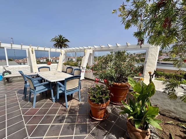 Bungalow till salu i Puerto de la Cruz med pool garage - 495 000 € (Ref: 9683270)