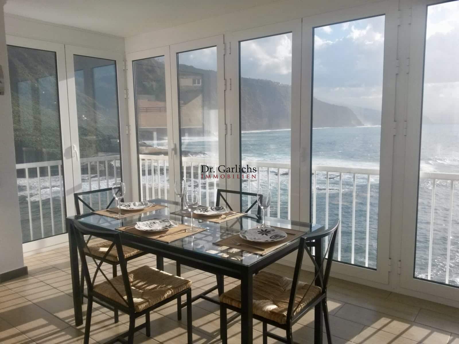 Penthouse for sale in Tacoronte with pool - € 420,000 (Ref: 9683271)