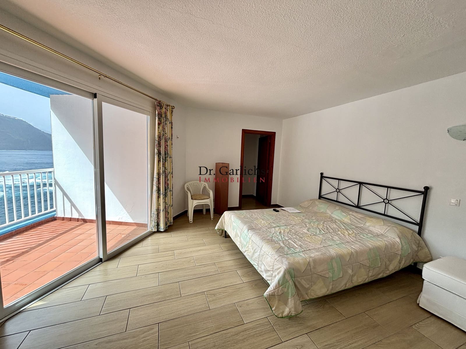 Penthouse for sale in Tacoronte with pool - € 420,000 (Ref: 9683271)