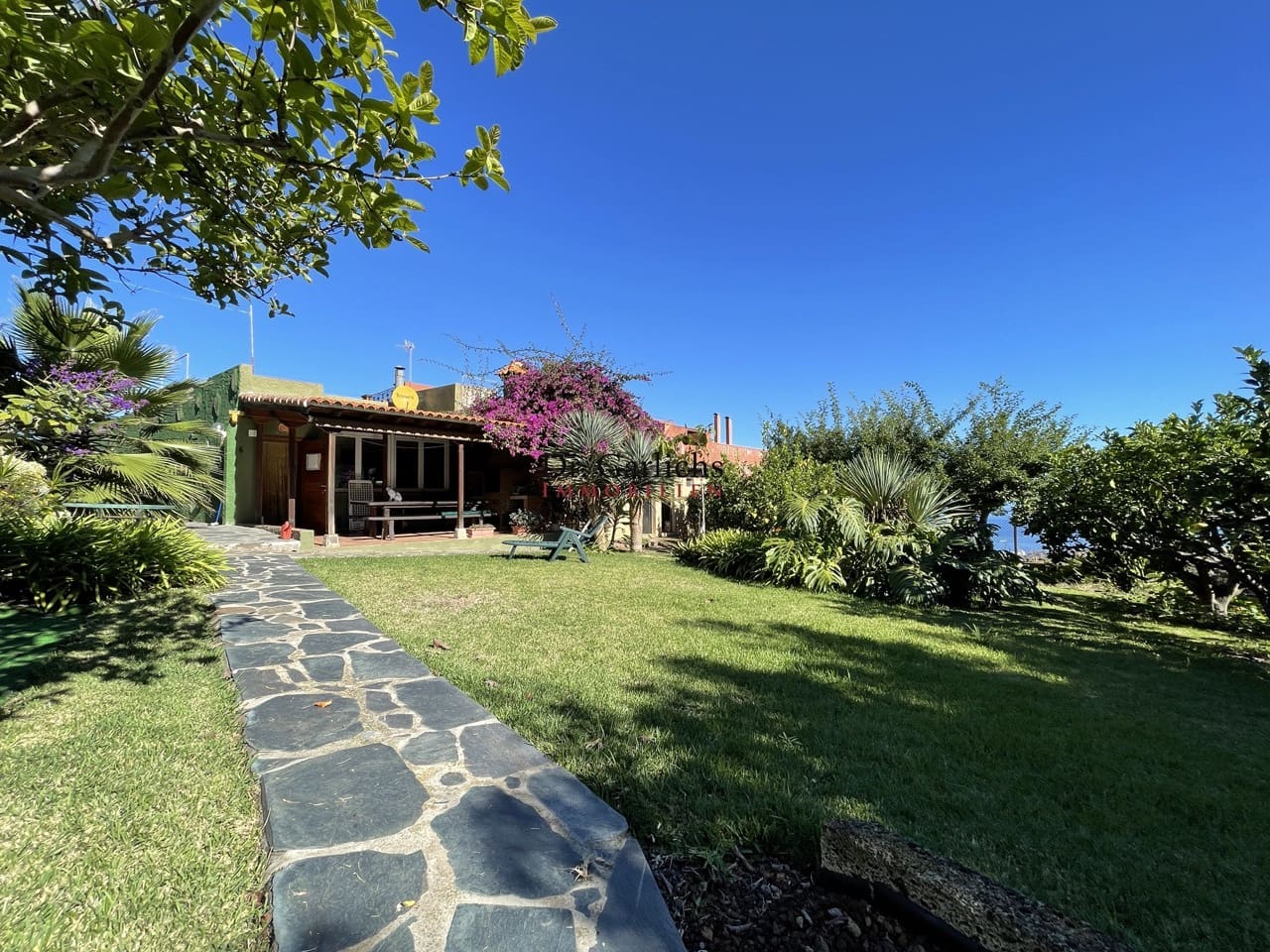 Bungalow te koop in La Orotava met garage - € 570.000 (Ref: 9685892)