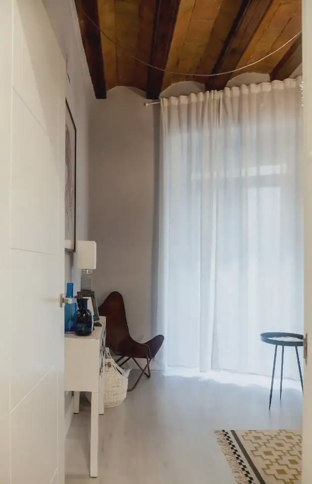 2 slaapkamer Flat te koop in Barcelona stad - € 299.000 (Ref: 9820956)