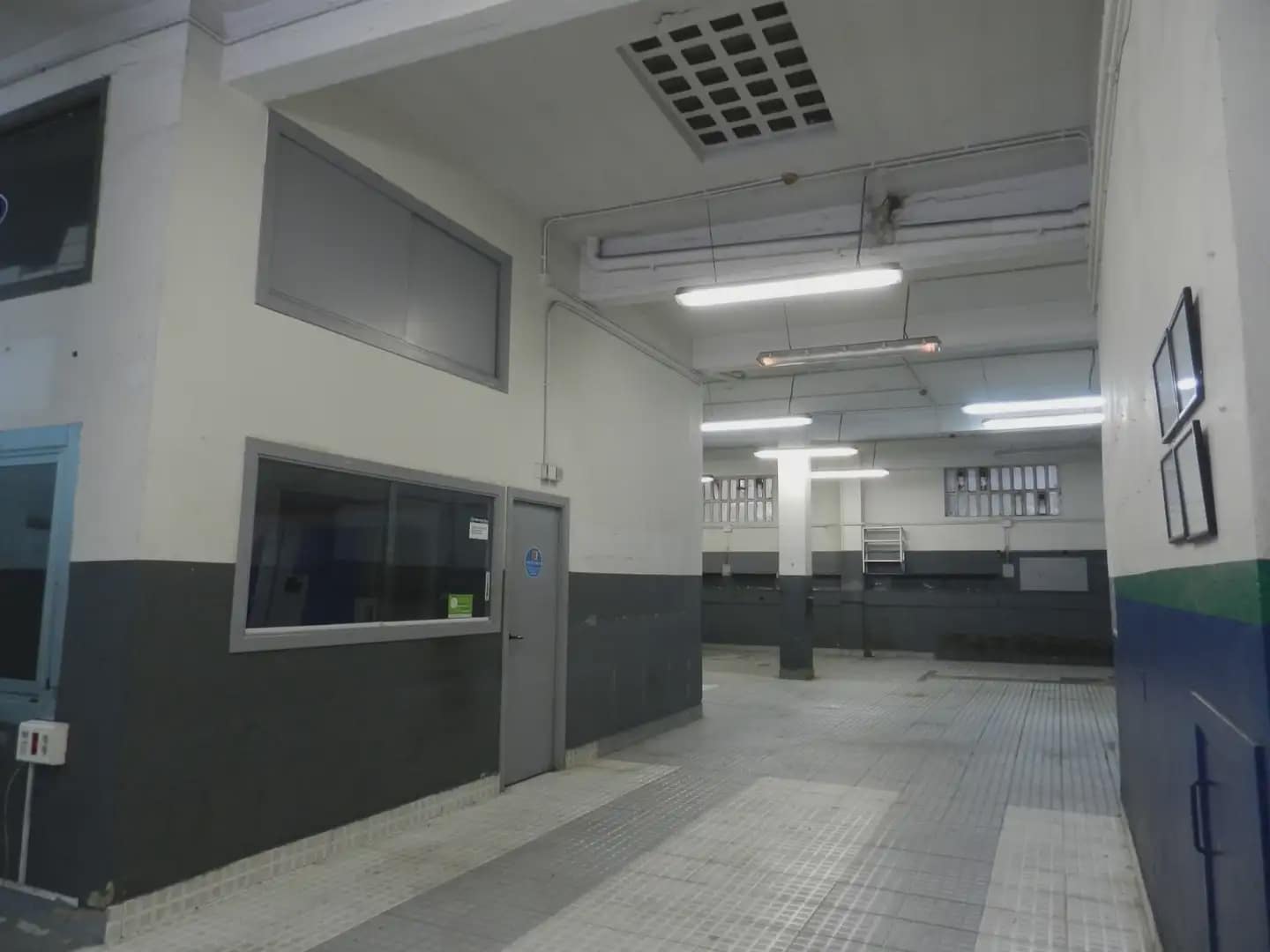 Erhverv til salg i A Coruna by - € 290.000 (Ref: 9820958)