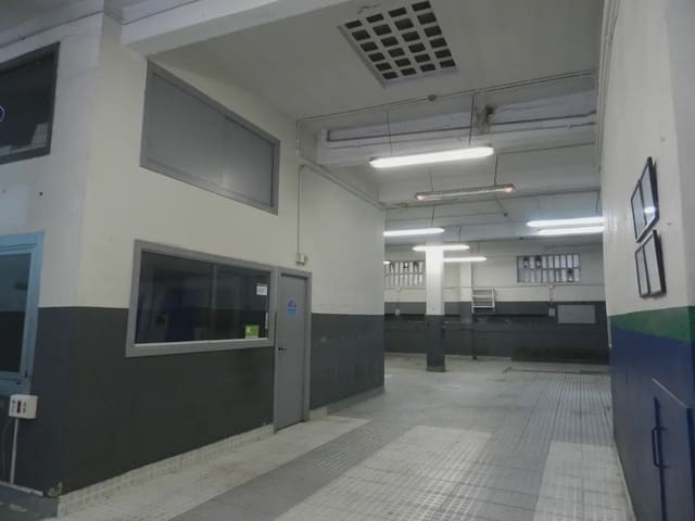 Erhverv til salg i A Coruña by - € 290.000 (Ref: 9820958)