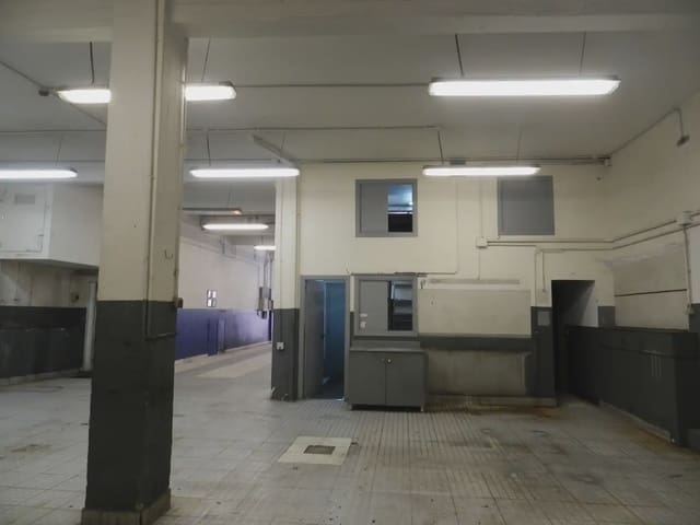 Erhverv til salg i A Coruña by - € 290.000 (Ref: 9820958)