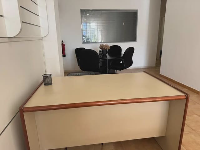 Oficina en Arteixo en alquiler - 150 € (Ref: 9820961)