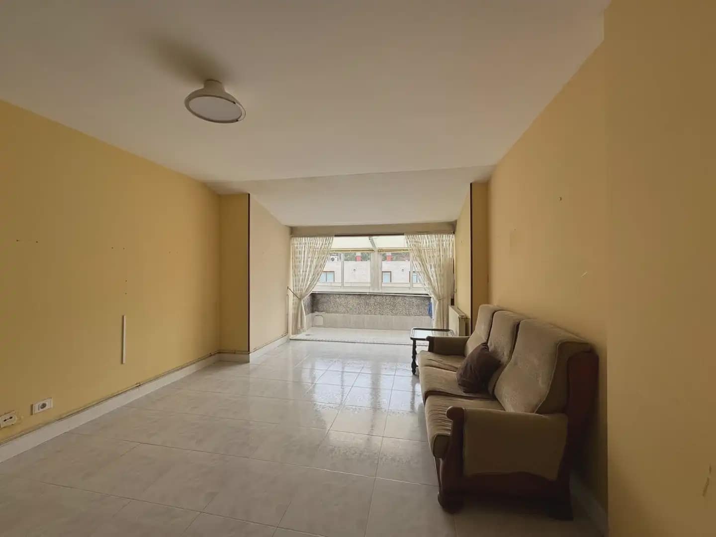 2 bedroom Flat for sale in Arteixo - € 145,000 (Ref: 9820965)