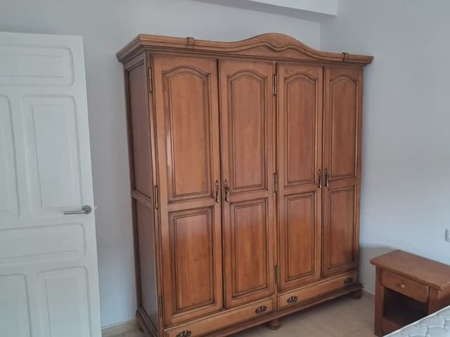 3 camera da letto Appartamento da affittare in Neda - 600 € (Rif: 9820966)