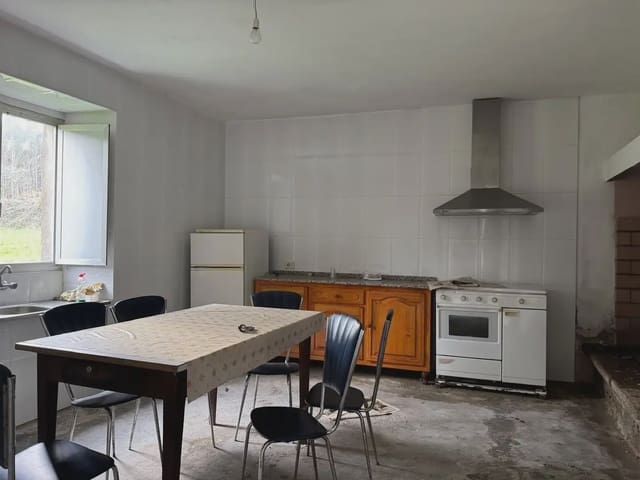 4 soveværelse Finca/Landehus til salg i Monfero - € 95.000 (Ref: 9820969)