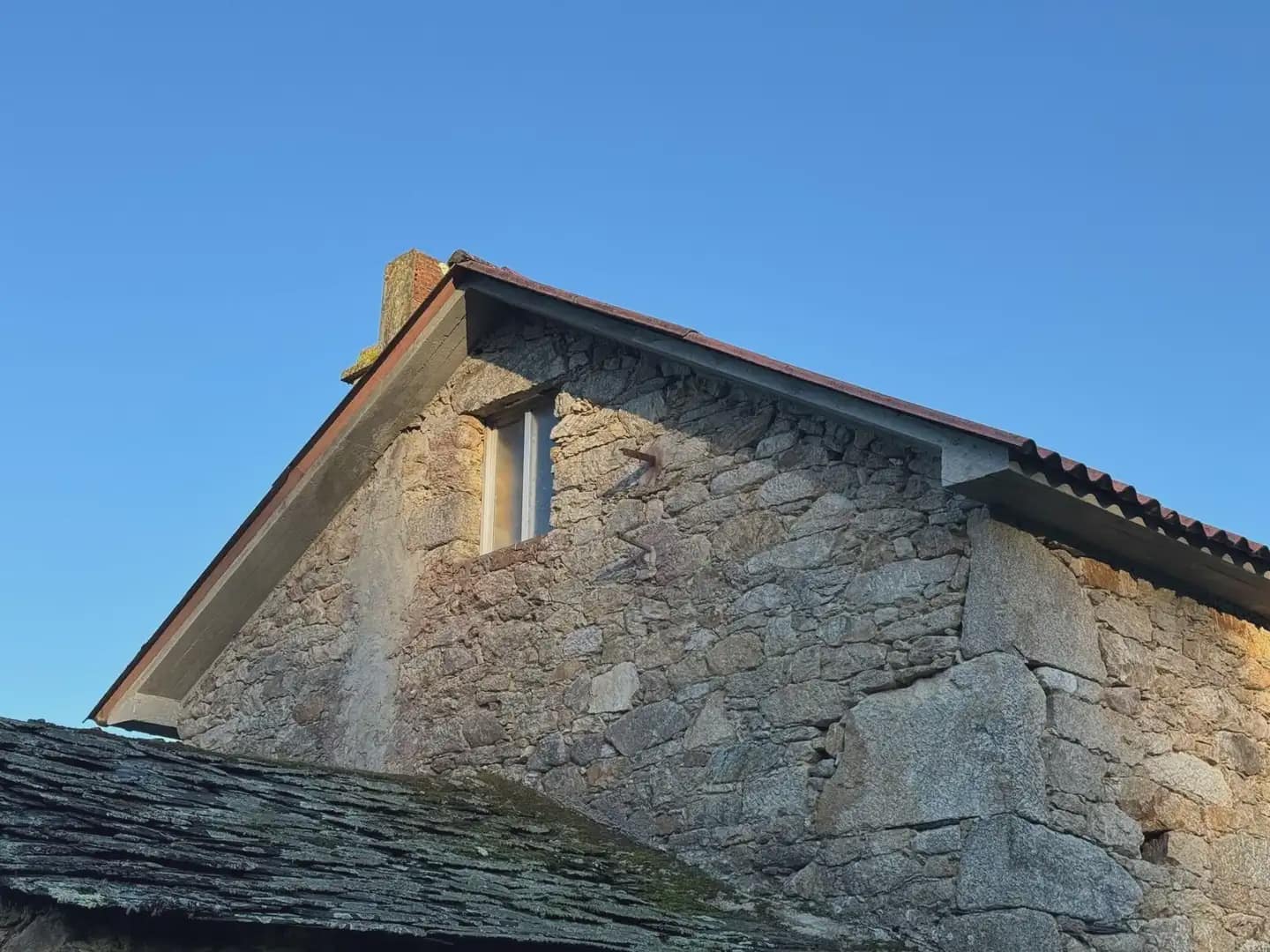 4 soveværelse Finca/Landehus til salg i Monfero - € 95.000 (Ref: 9820969)