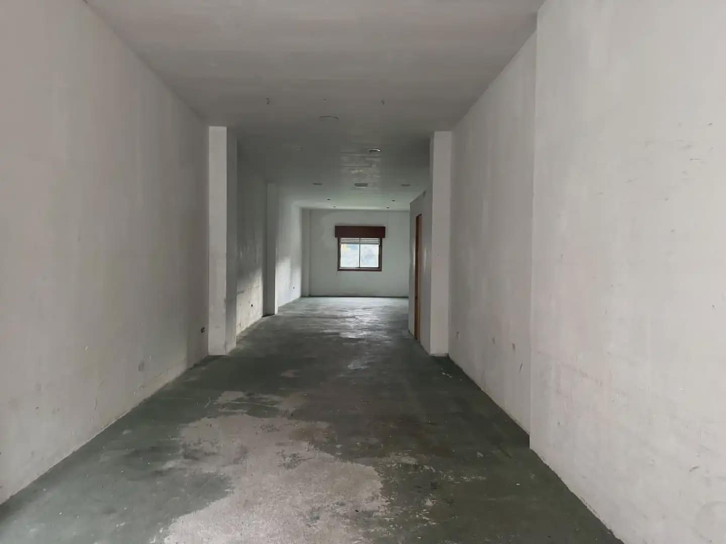 Local Comercial en Arteixo en alquiler - 350 € (Ref: 9820974)