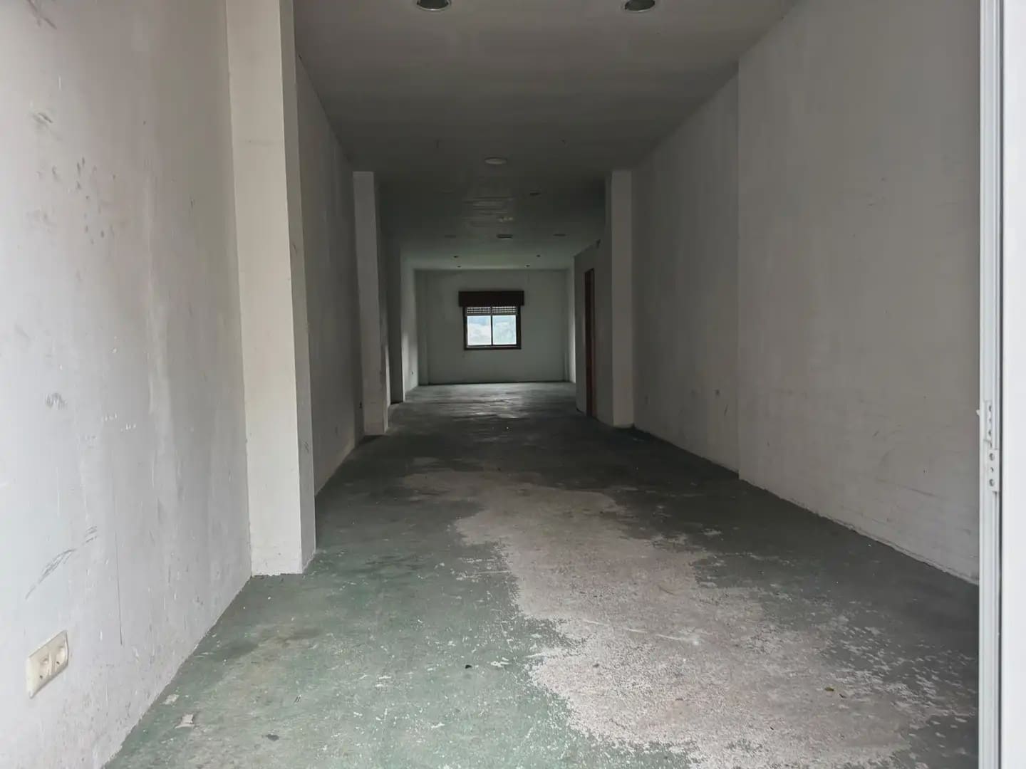 Local Comercial en Arteixo en alquiler - 350 € (Ref: 9820974)