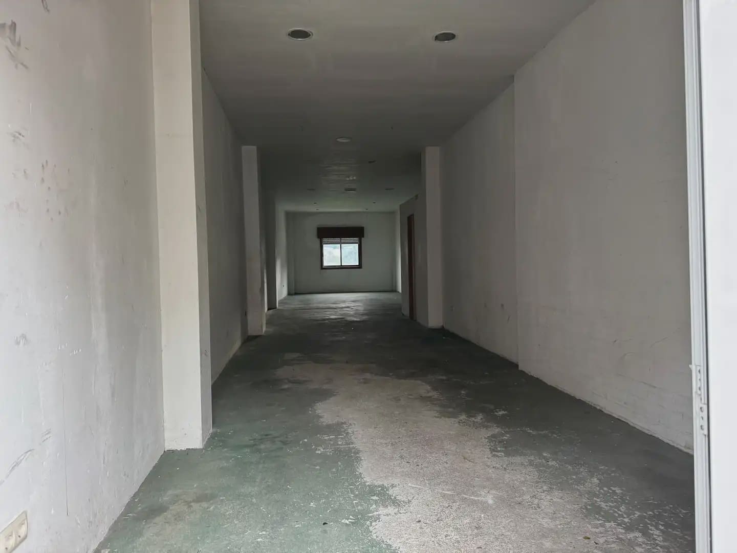Local Comercial en Arteixo en alquiler - 350 € (Ref: 9820974)