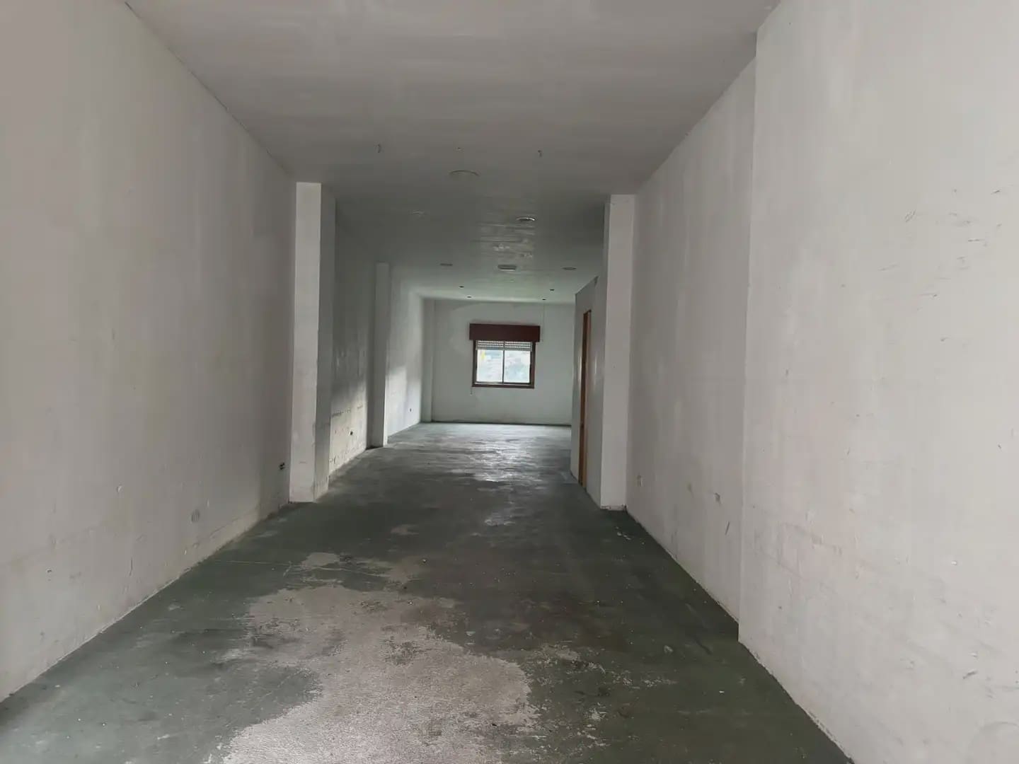 Local Comercial en Arteixo en alquiler - 350 € (Ref: 9820974)