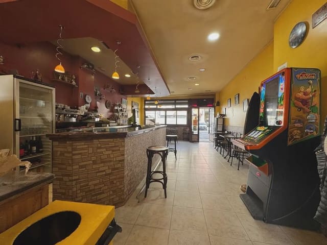 Local Comercial en Arteixo en alquiler - 600 € (Ref: 9820977)