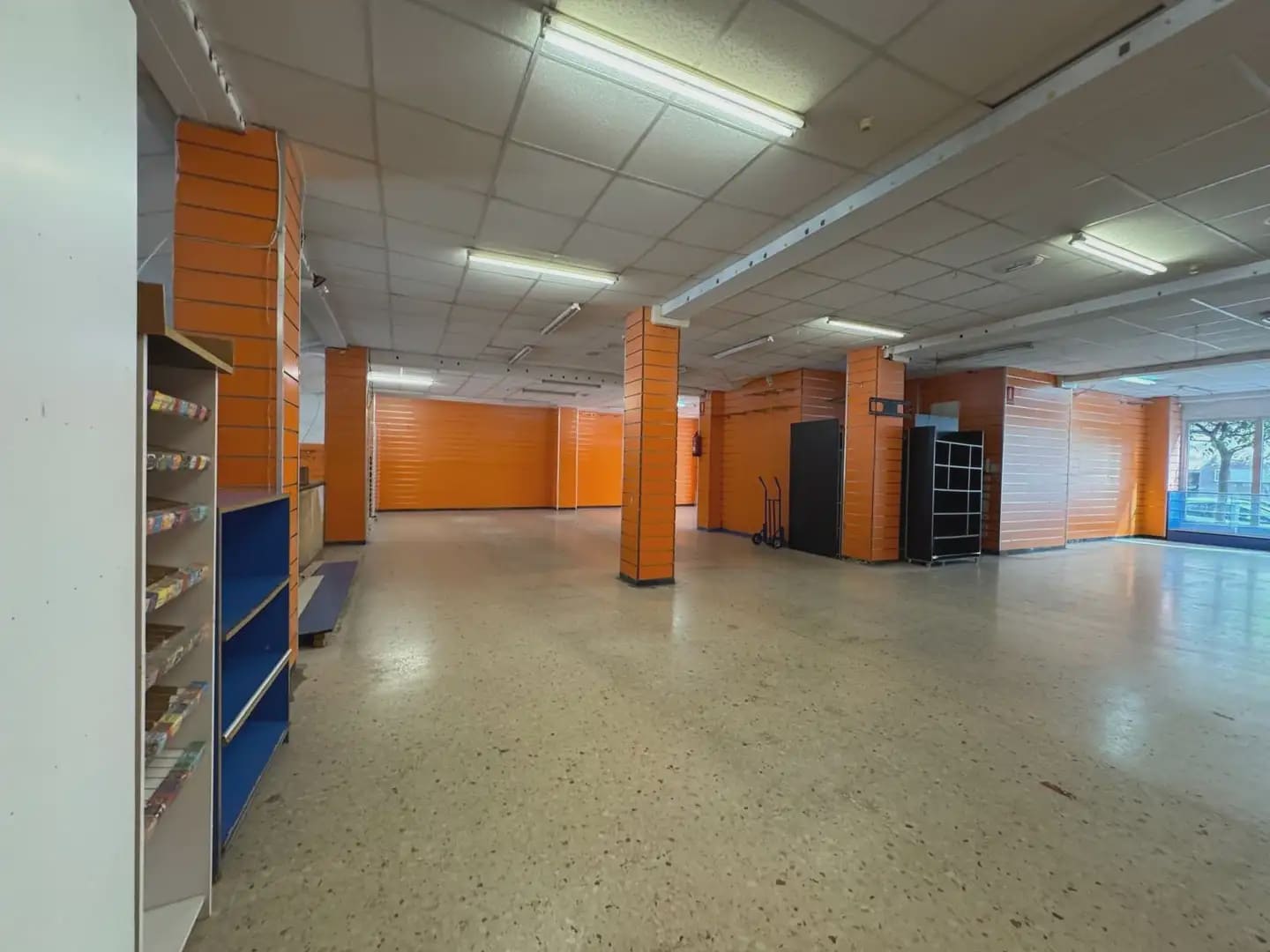 Erhverv til salg i A Coruna by - € 975.000 (Ref: 9826848)