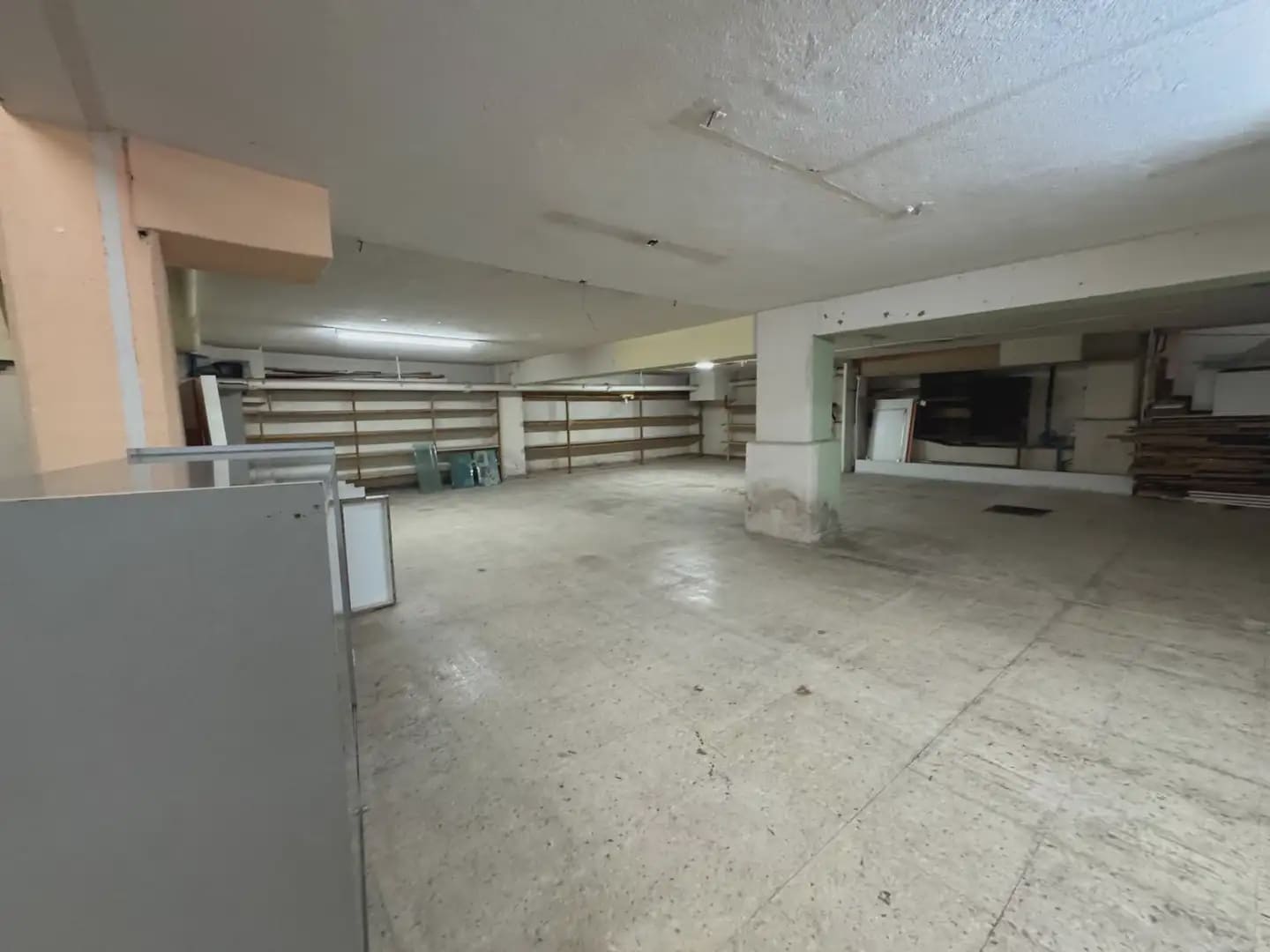 Erhverv til salg i A Coruna by - € 975.000 (Ref: 9826848)