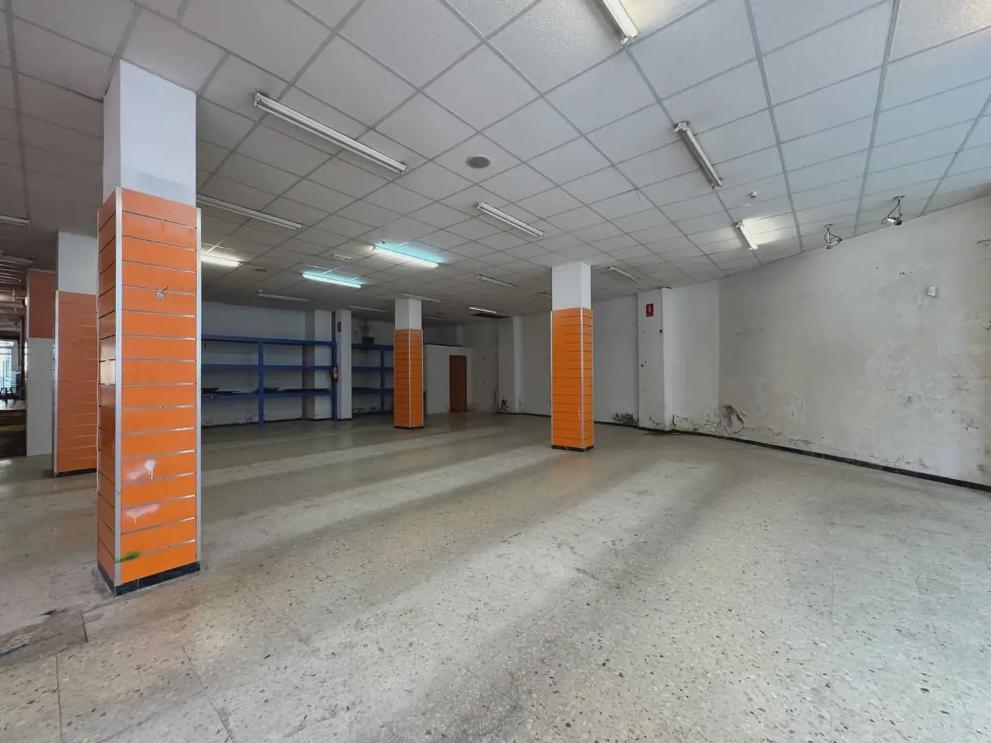 Erhverv til salg i A Coruna by - € 975.000 (Ref: 9826848)