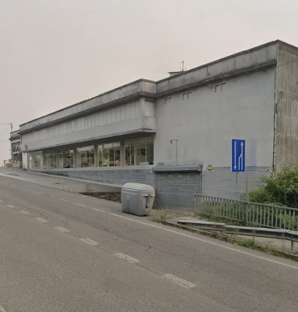 Commercieel te koop in Betanzos - € 1.950.000 (Ref: 9830122)