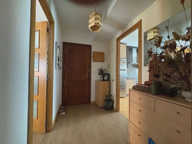 Mieszkanie na sprzedaż w Arteixo - 160 000 € (Ref: 9852128)