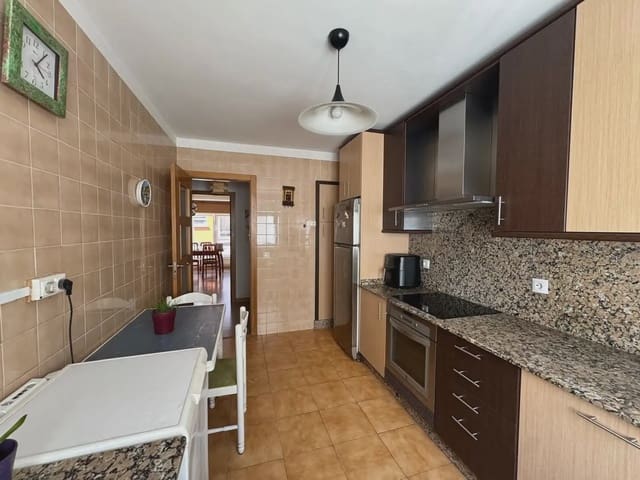 Mieszkanie na sprzedaż w Arteixo - 160 000 € (Ref: 9852128)