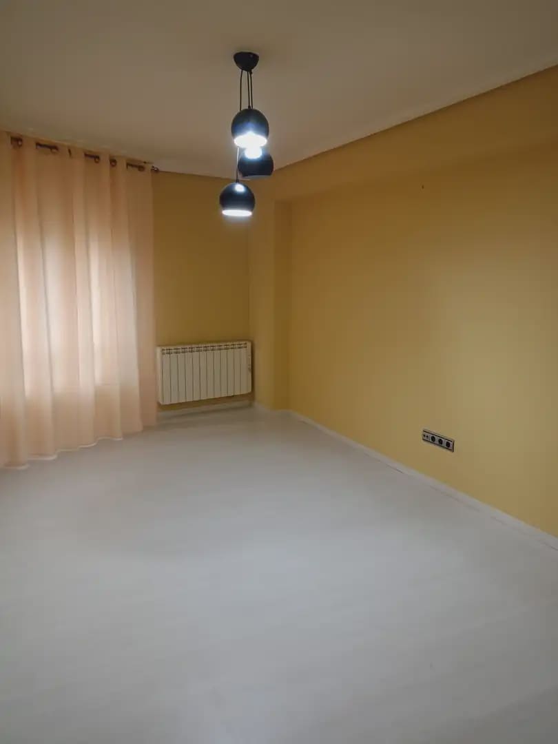 3 sovrum Lägenhet till salu i Carballo - 130 000 € (Ref: 9857783)