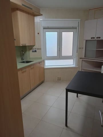 3 sovrum Lägenhet till salu i Carballo - 130 000 € (Ref: 9857783)
