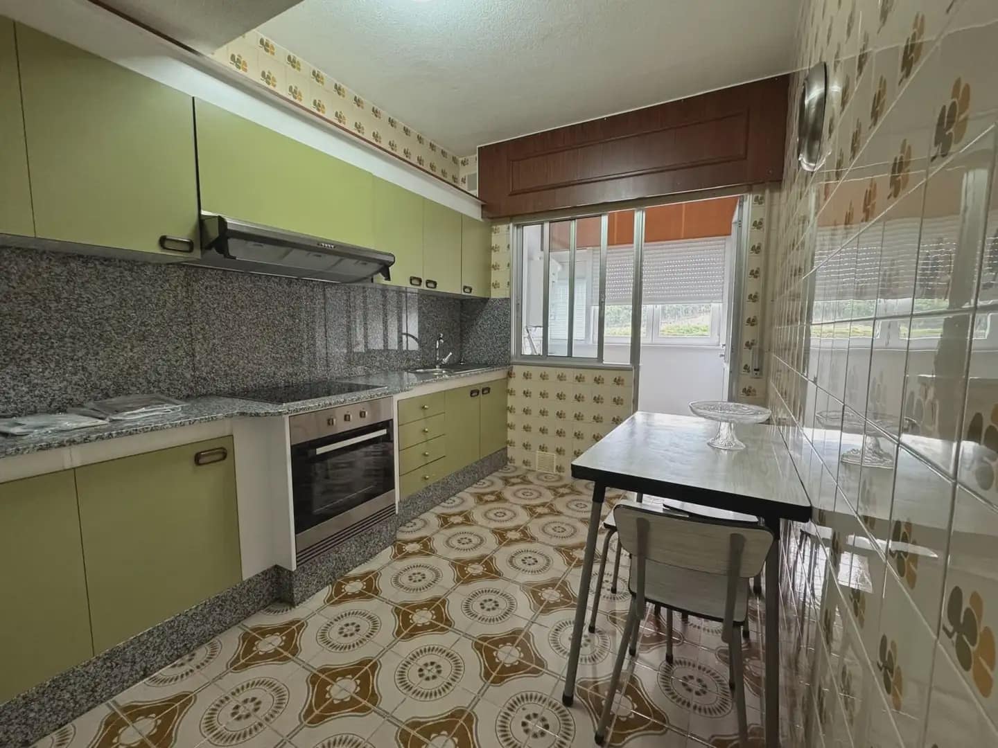3 bedroom Flat for sale in Arteixo - € 160,000 (Ref: 9863559)