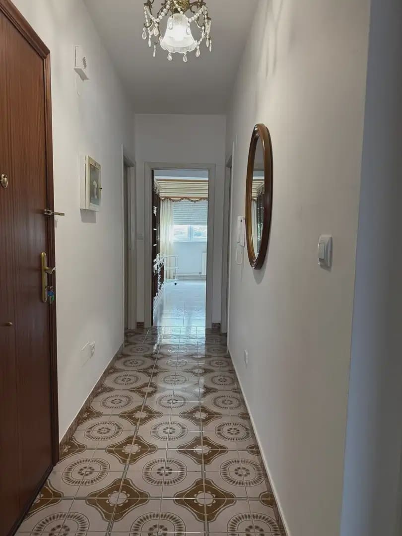 3 bedroom Flat for sale in Arteixo - € 160,000 (Ref: 9863559)