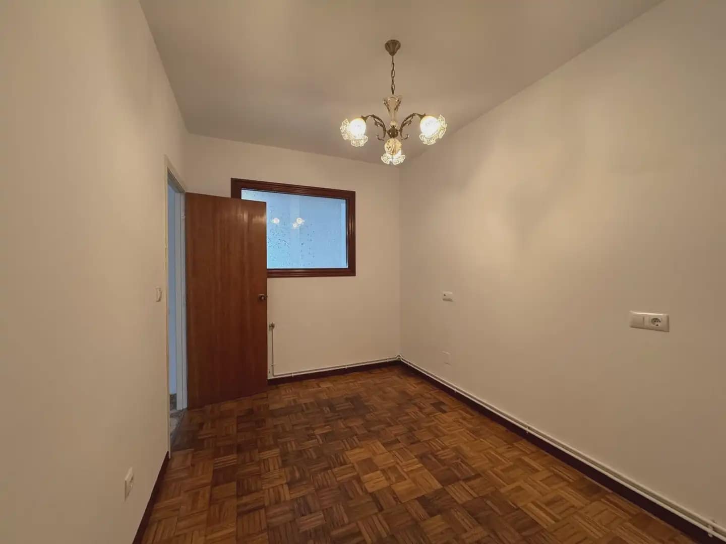 3 bedroom Flat for sale in Arteixo - € 160,000 (Ref: 9863559)