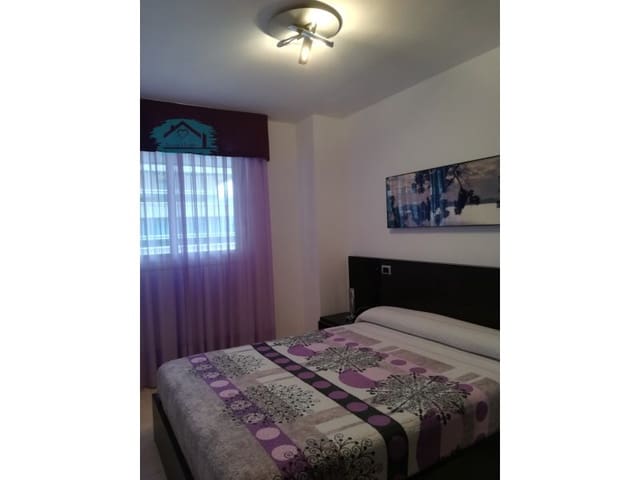 Piso de 2 habitaciones en Oropesa  en alquiler con garaje - 750 € (Ref: 9468770)