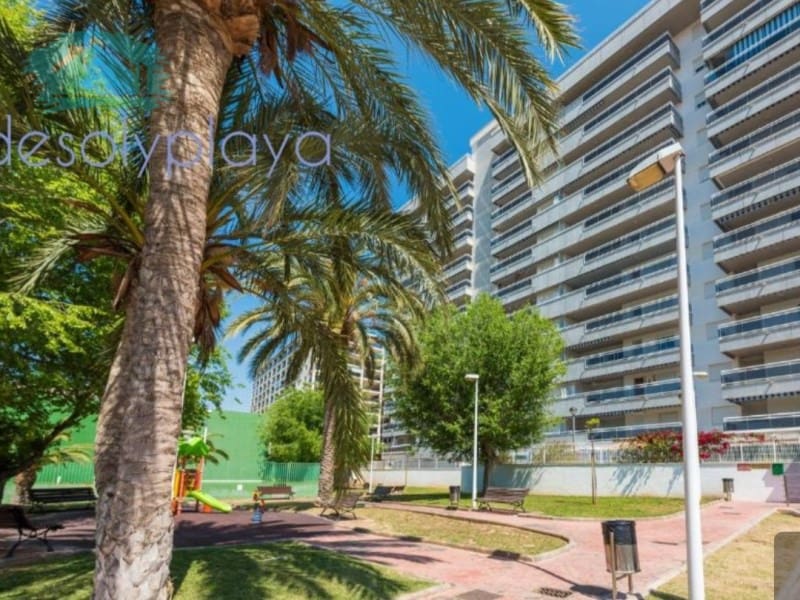 Piso de 2 habitaciones en Oropesa  en alquiler con garaje - 750 € (Ref: 9468770)