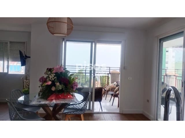 Apartamento de 3 habitaciones en Benicàssim en alquiler con piscina garaje - 800 € (Ref: 9468771)