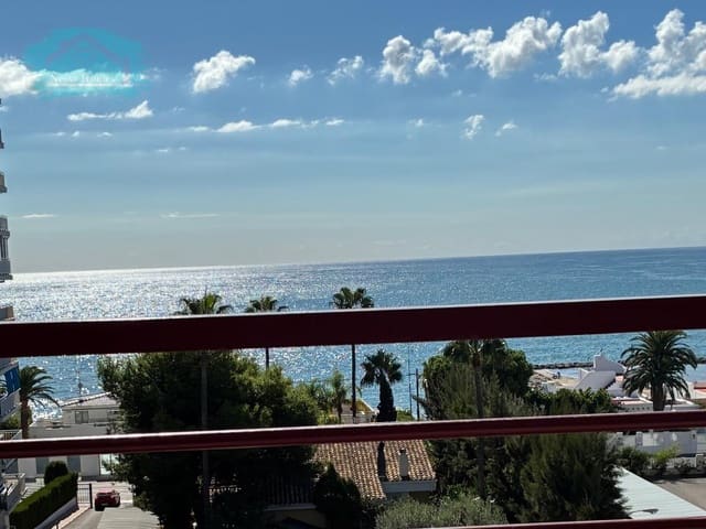 Apartamento de 3 habitaciones en Benicàssim en alquiler con piscina garaje - 800 € (Ref: 9468771)