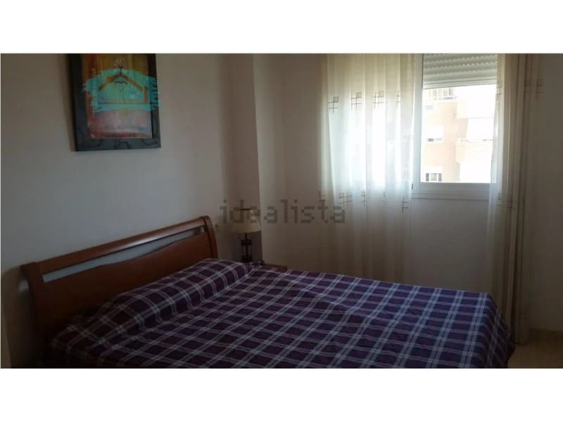 Apartamento de 2 habitaciones en Oropesa  en alquiler con piscina garaje - 750 € (Ref: 9468772)