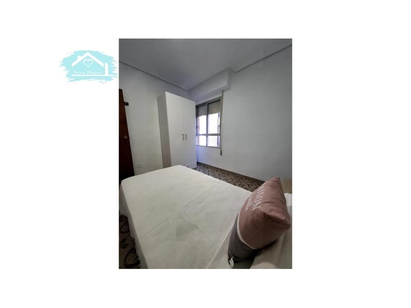 4 bedroom Flat for rent in Almassora / Almazora - € 800 (Ref: 9468773)