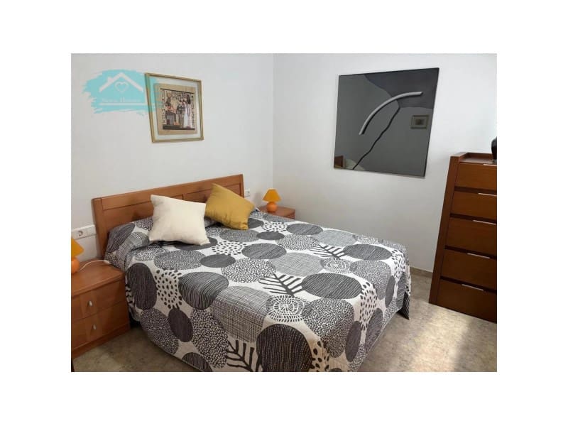 Piso de 3 habitaciones en Moncofa en alquiler con piscina garaje - 750 € (Ref: 9468775)