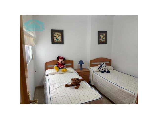 Piso de 3 habitaciones en Moncofa en alquiler con piscina garaje - 750 € (Ref: 9468775)