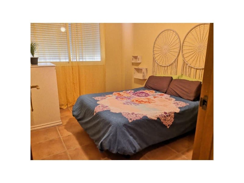 2 makuuhuone Omakotitalo vuokrattavana paikassa Oropesa  mukana uima-altaan 
autotalli - 600 € (Ref: 9468776)