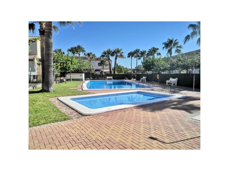 2 makuuhuone Omakotitalo vuokrattavana paikassa Oropesa  mukana uima-altaan 
autotalli - 600 € (Ref: 9468776)