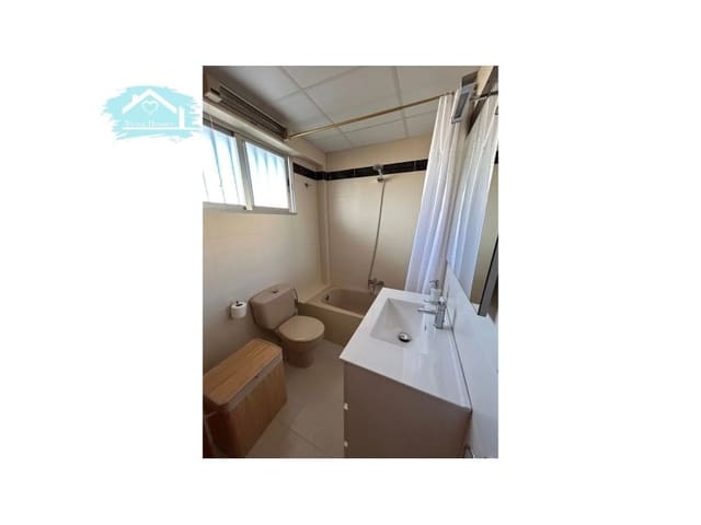 Piso de 2 habitaciones en Benicàssim en alquiler con piscina garaje - 800 € (Ref: 9468778)