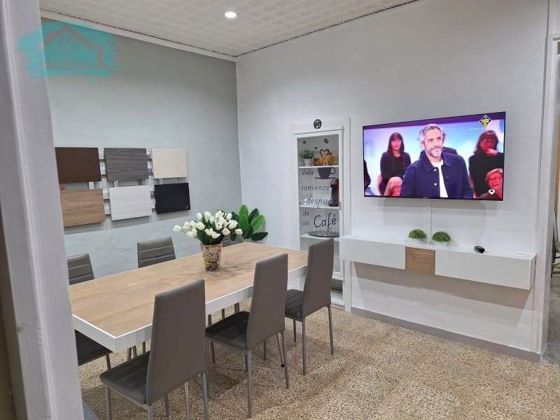 3 makuuhuone Omakotitalo vuokrattavana paikassa La Vall d'Uixo - 850 € (Ref: 9468779)